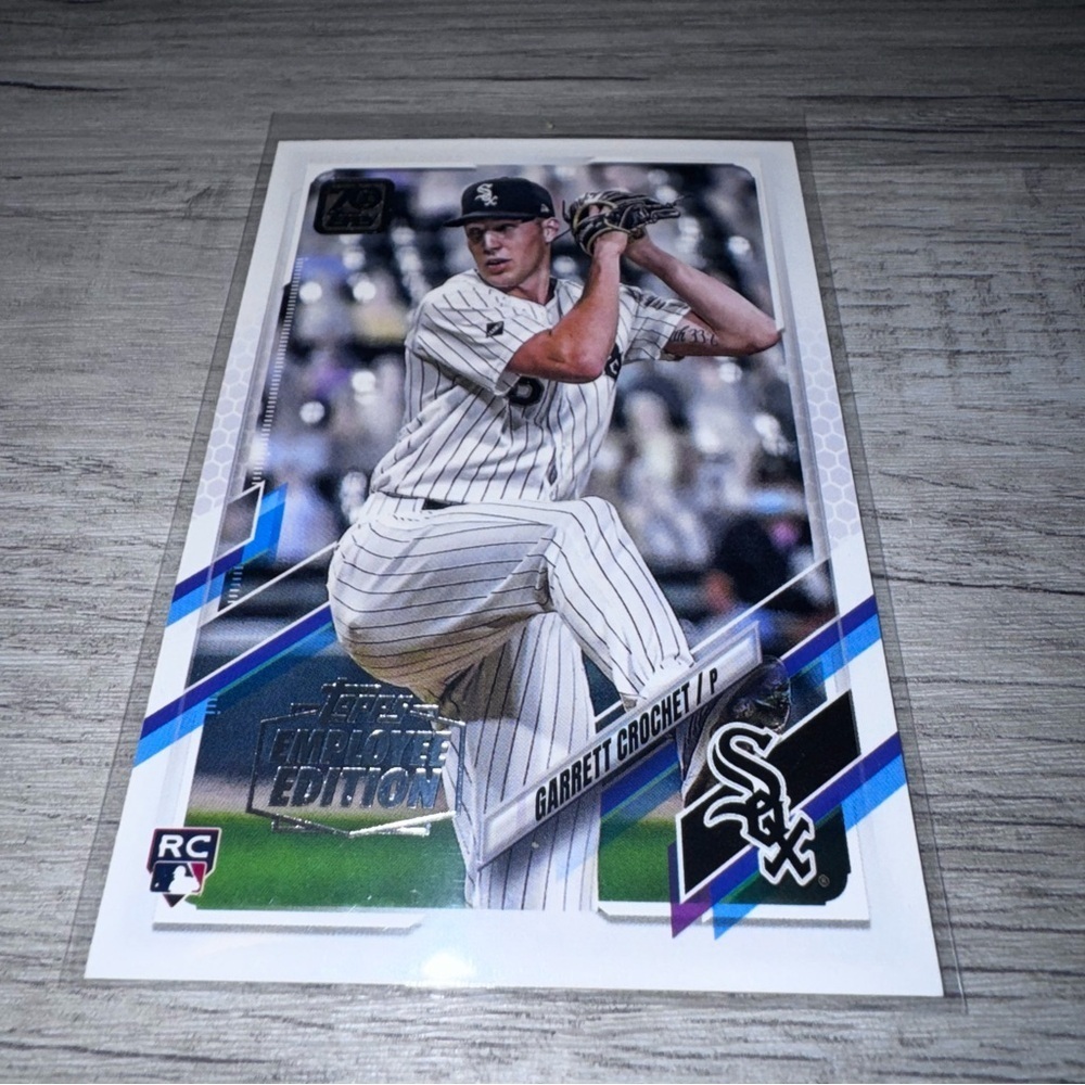 2021 Topps GARRETT CROCHET Employee Edition Rare card #362 CHICAGO WHITE SOX - Picture 2 of 4